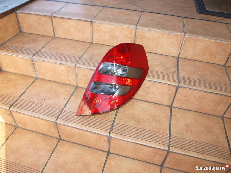 Mercedes A klasa Avantgarde lampa prawa tył 2004 lampy tylne Kalisz