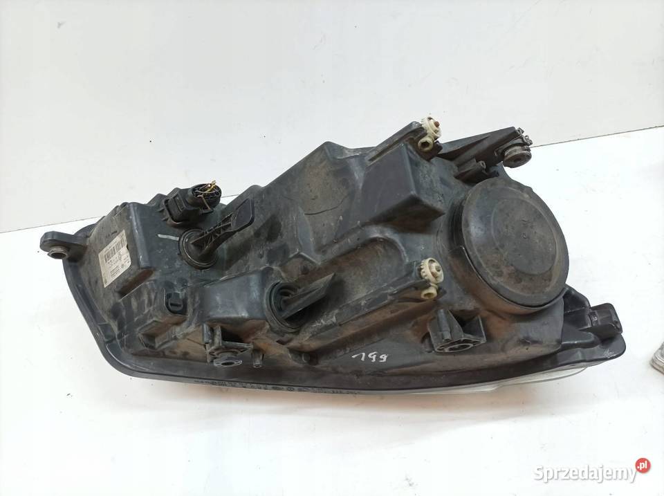 LAMPA PRZÓD LEWA LIFT EUROPA 2K5941005A VW sprzedam