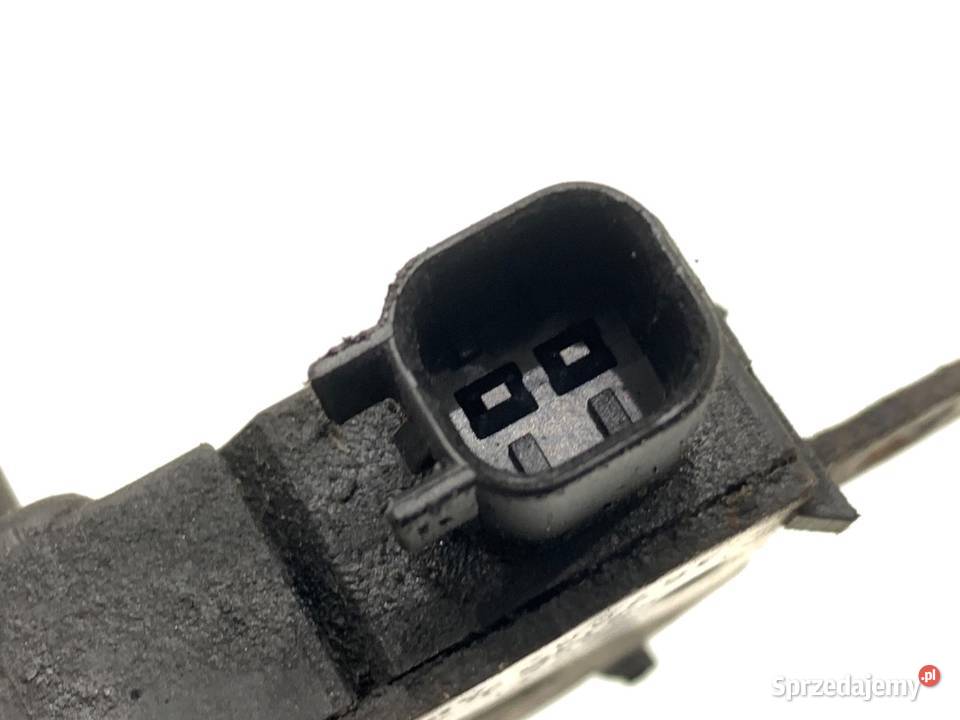 ZAMEK MASKI PRZÓD FORD FOCUS C Minivan osobowe