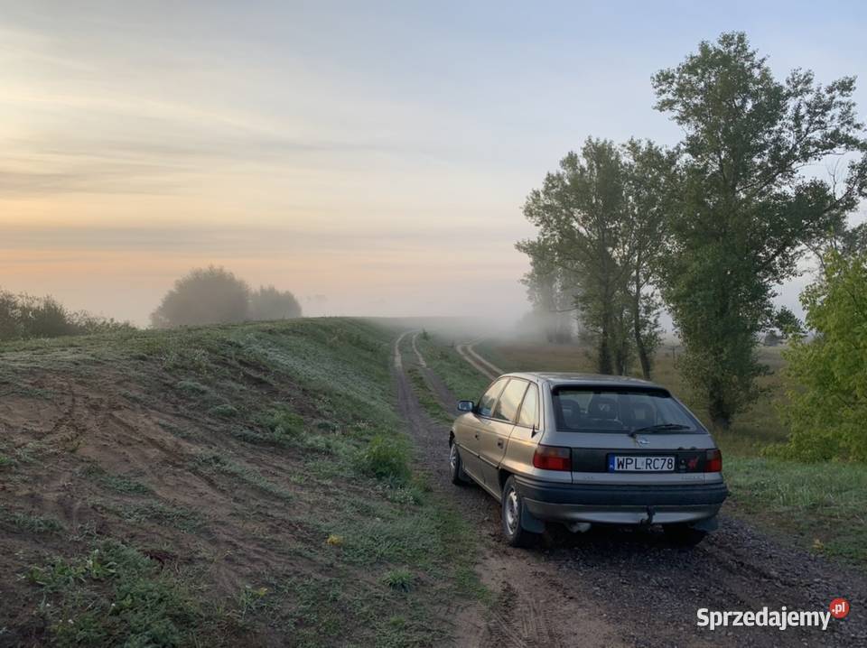 Opel Astra F 1996 r 16 benzyna Na chodzie Hak mazowieckie Warszawa