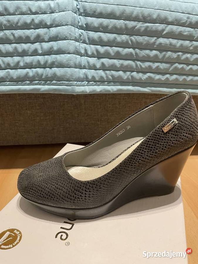 Buty damskie Końskie