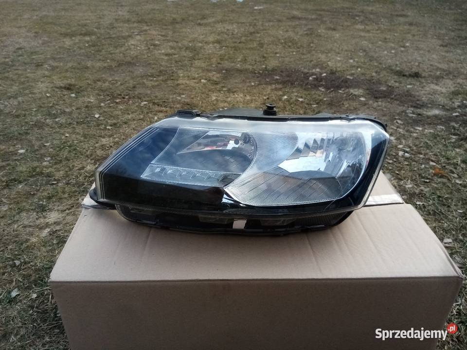 Lampa lewa Skoda Rapid lift Lampy przednie Warka