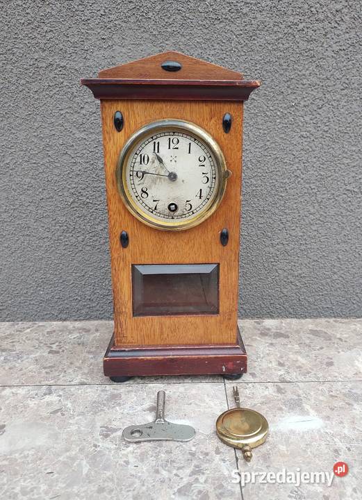107 Stary zegar stołowy chodzik miniaturka HAU Tczew