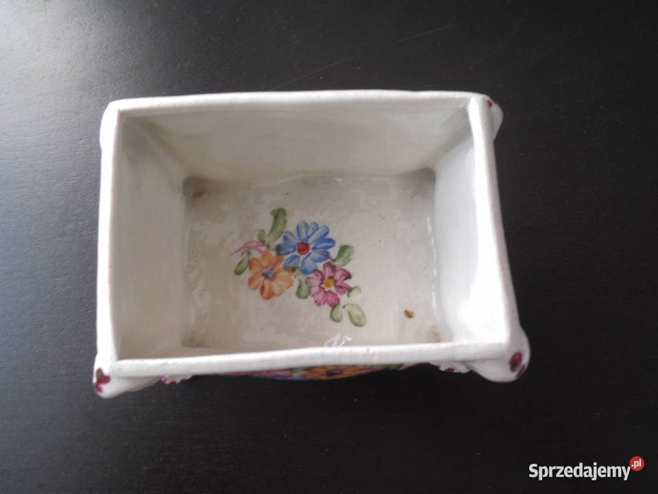 Puzderkopojemnik sygnowany