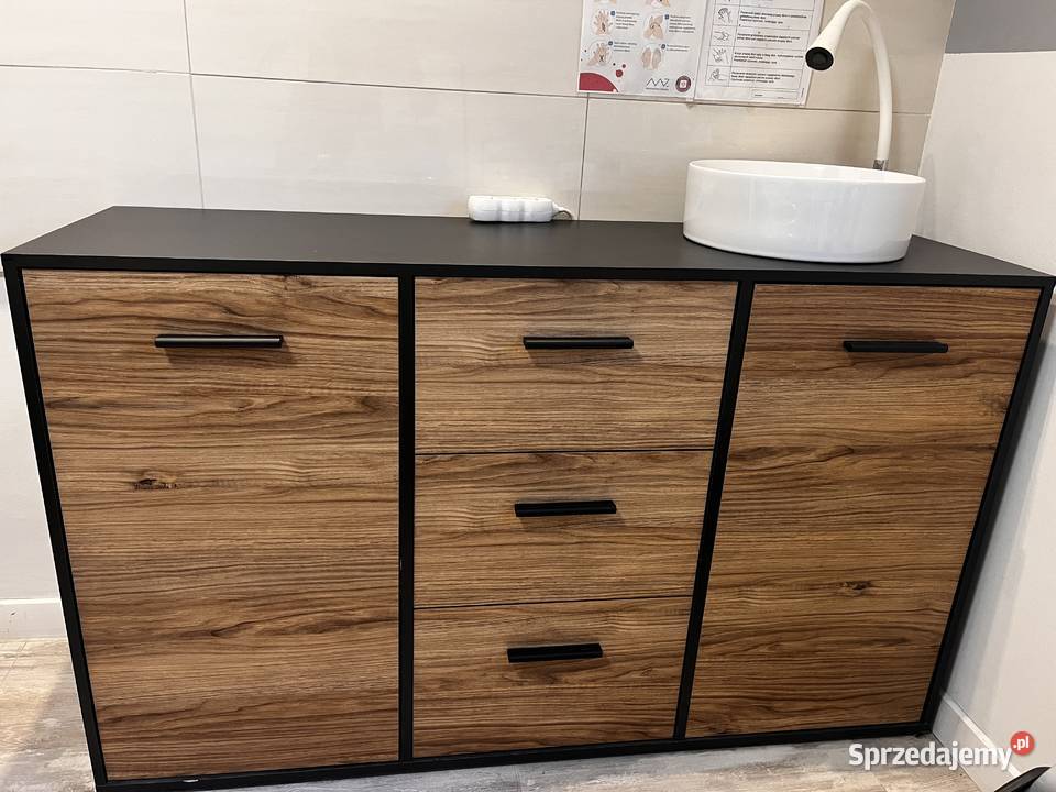 Szafka z umywalka kranem Pozostałe Brodnica