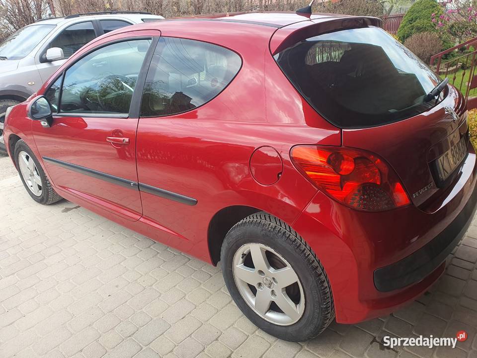 PEUGEOT 207 14 BENZYNA