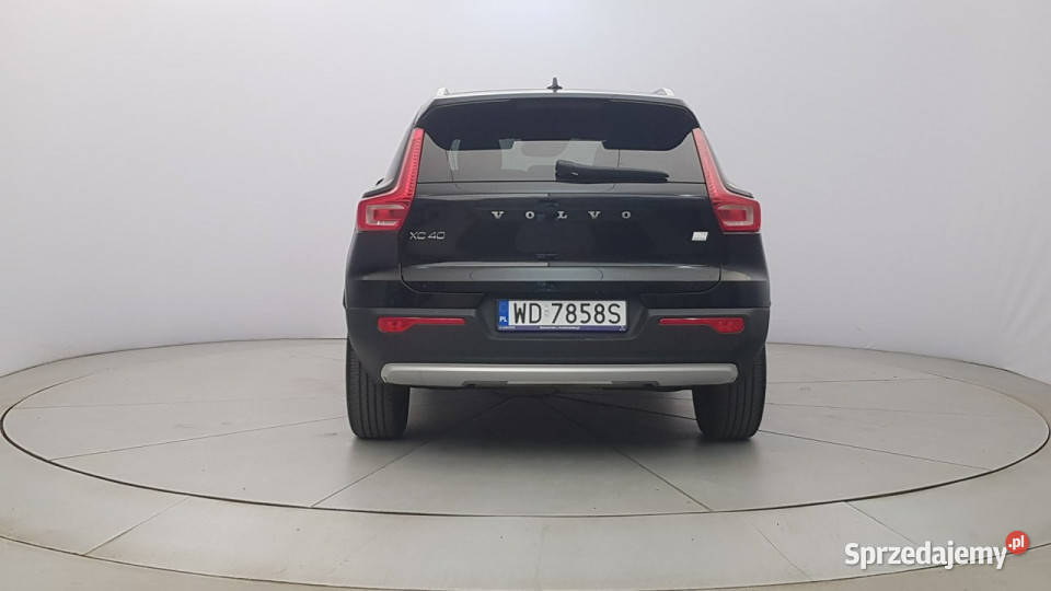 Volvo XC 40 T5 PlugIn Hybrid Inscription Z Warszawa