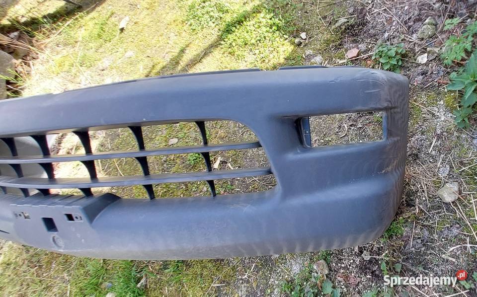Mitsubishi Space Gear zderzak przód przedni Byków