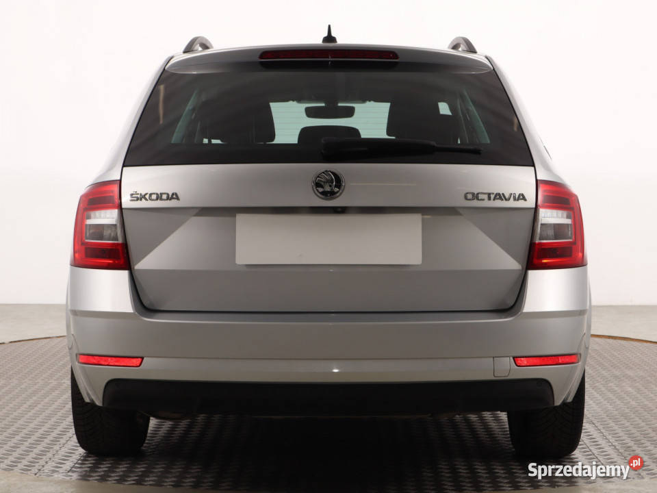 Skoda Octavia 15 TSI 110KM Katowice