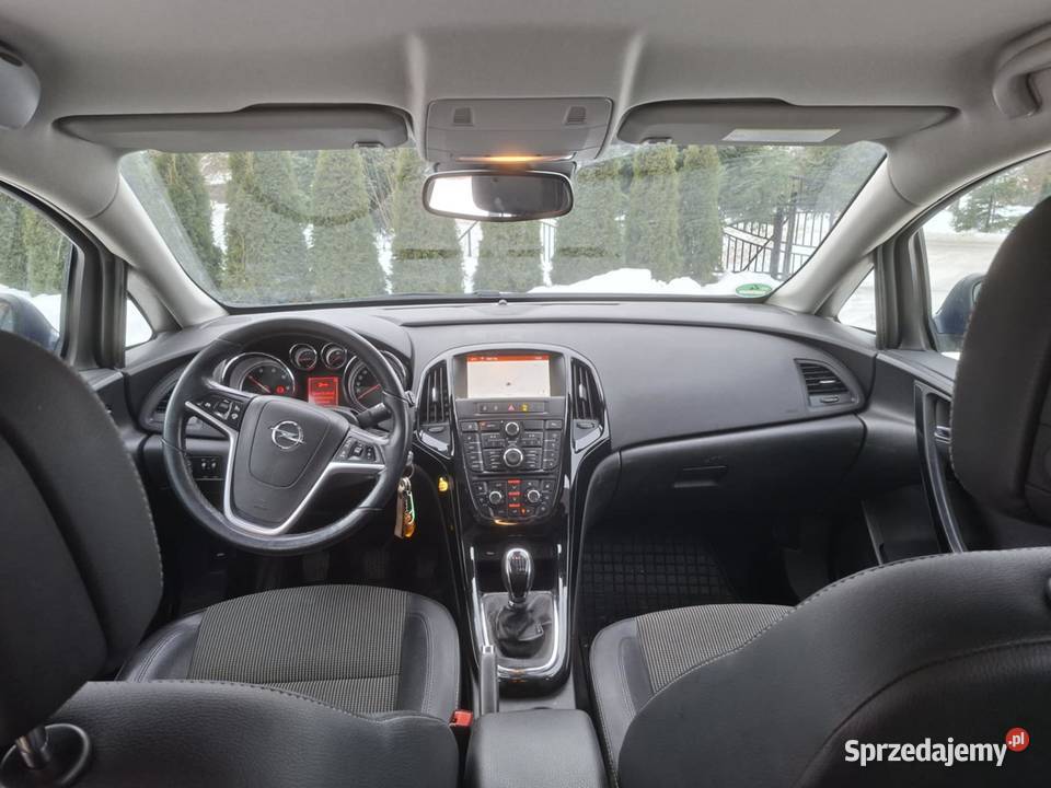 Opel astra Rok produkcji 2015 podkarpackie