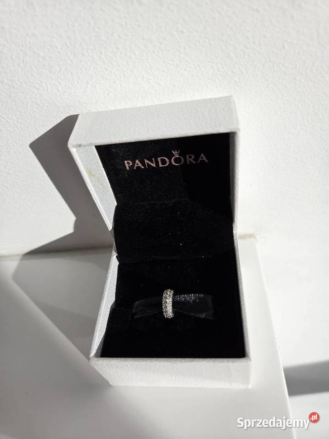 Separator charms z bezbarwnymi lśniącymi Liszki