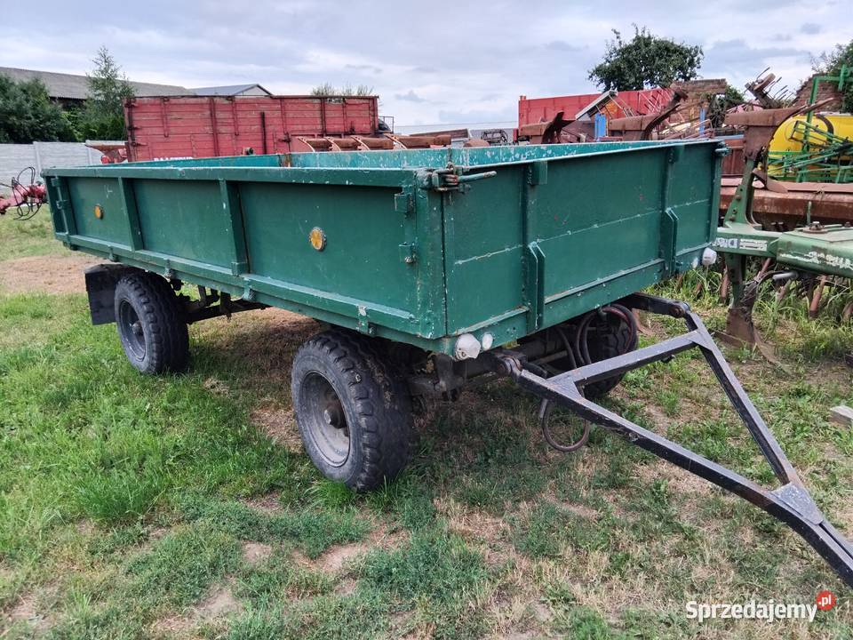 Przyczepa wywrotka d35beczka do wody transport Maszyny rolnicze