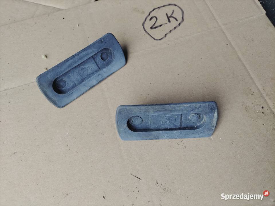 GOLF 2 JETTA 2 ŚLIZG ŚLIZGI ZDERZAKA 165807193 osobowe Kamień-Kolonia sprzedam