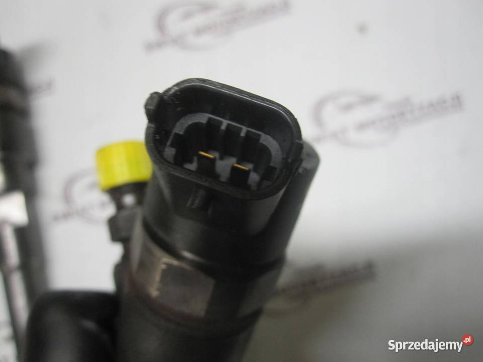 Kia CARENS 20 CRDI D4EA wtryskiwacz wtrysk osobowe
