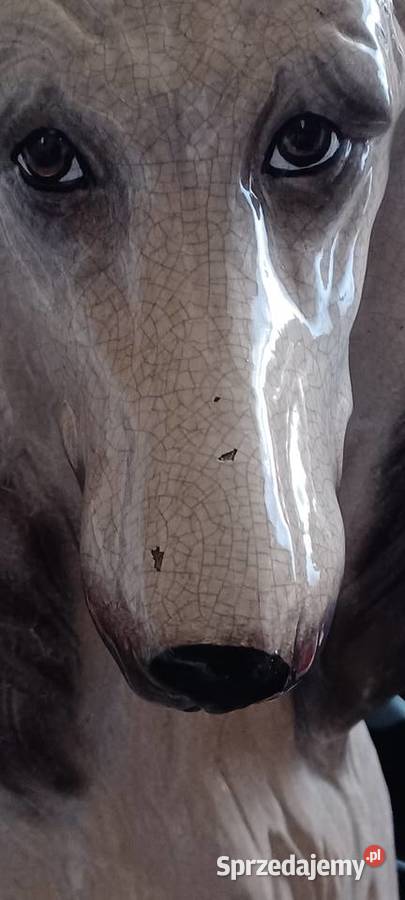 W POZNANIU SPRZEDAMY POWOJENNĄ SYGNOWANĄ FIGURE Gniezno