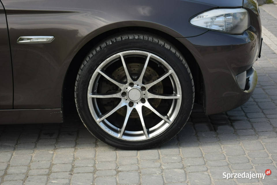 BMW 520 20D Navi Serwis Sprowadzony Opłacony F10 lakier metallic BMW Majdan Sieniawski