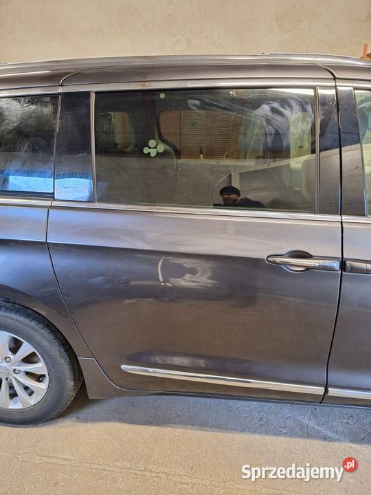 Klapa bagażnika Chrysler Pacifica 2017 części