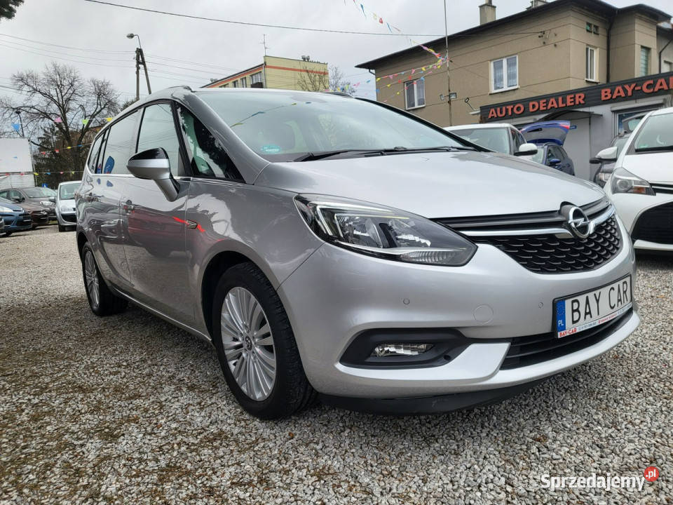 Opel Zafira 14Turbo 140 I Właściciel 100 4/5 sprzedam