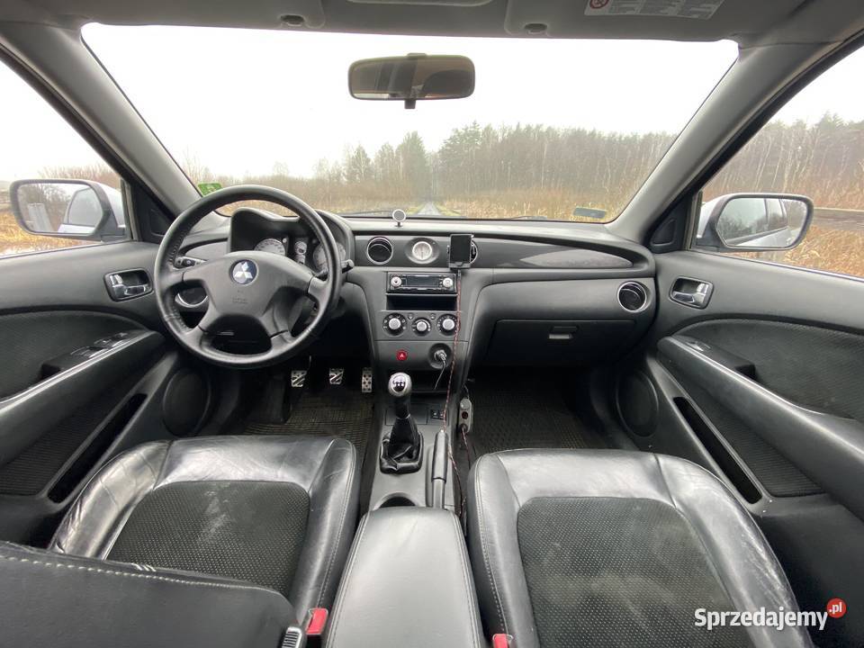 Mitsubishi Outlander 20 T Rogóźnia