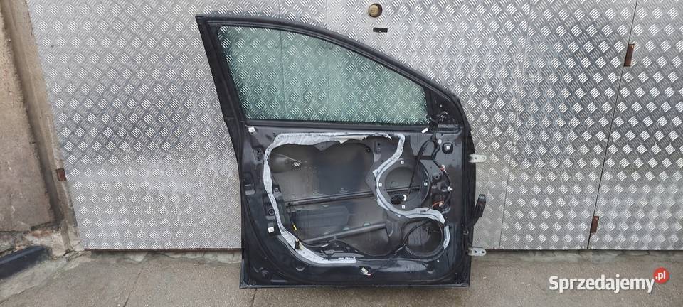 DRZWI LEWE PRZEDNIE HYUNDAI IX35 LAK 1K Międzychód