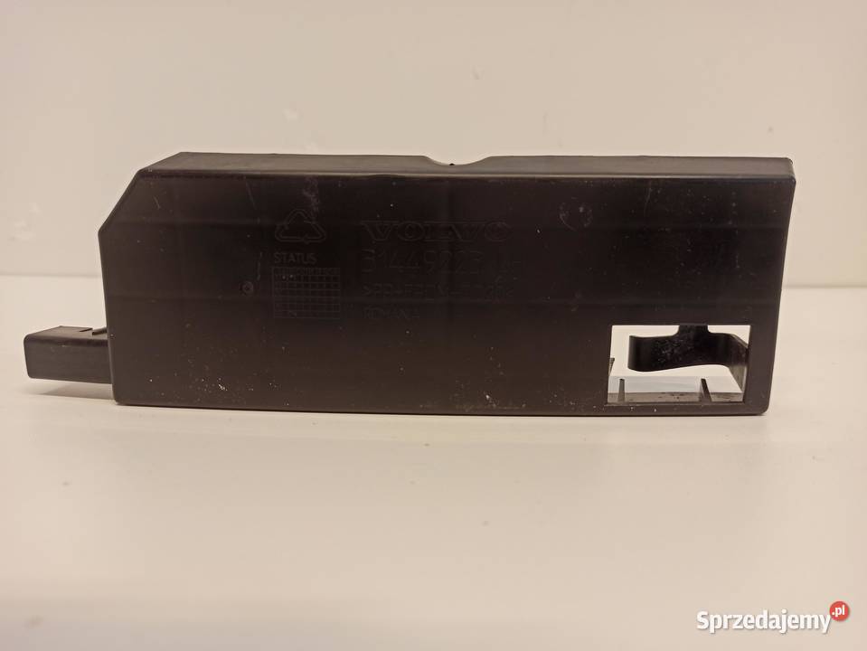 VOLVO V90 ŚLIZG ZDERZAKA LEWY TYŁ 31449223 dolnośląskie