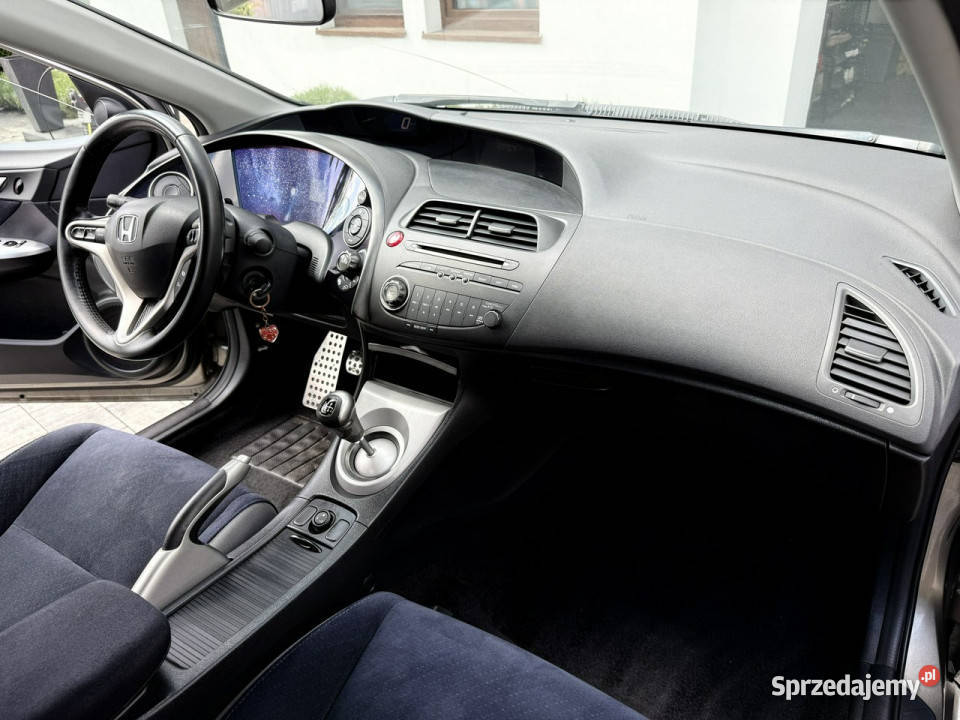 Honda Civic 18 V TEC Zadbany Bezwypadkowy