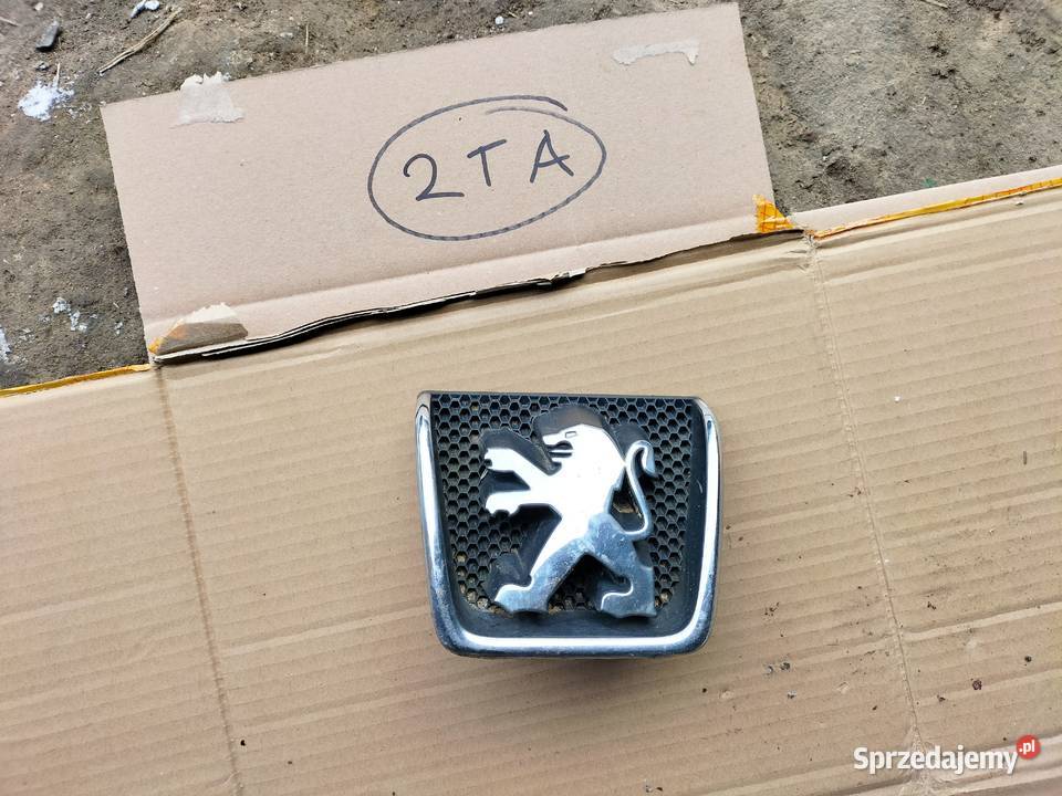 ZNACZEK EMBLEMAT GRILL ATRAPA PEUGEOT 307 Pozostałe lubelskie Kamień-Kolonia