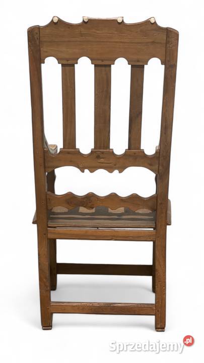 Oryginalny stary drewniany fotel tron w