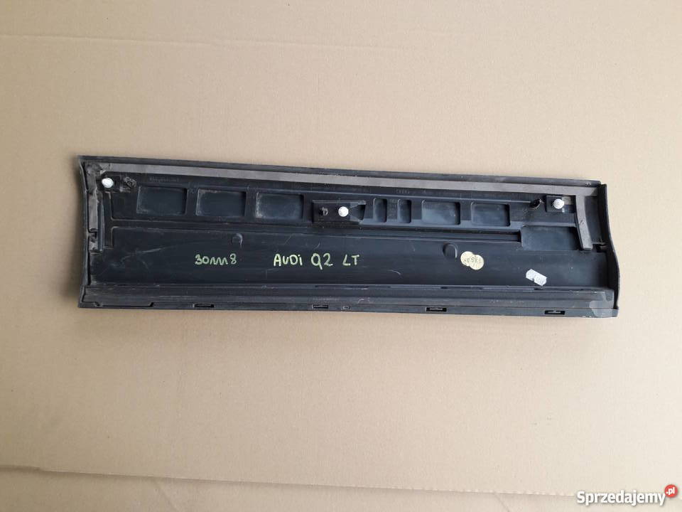 AUDI Q2 LISTWA DRZWI DOLNA LEWA LEWY TYŁ Bieleń sprzedam