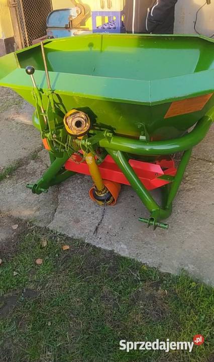 Sprzedam rozsiewacz nawozów amazone 400l Bobrowniki Wielkie