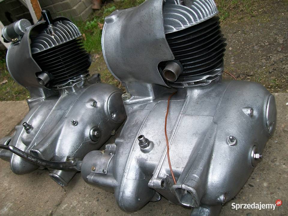 IWL TROLL SKUTER BERLIN SILKNIK 125 ccm REMONCIE Świerzawa