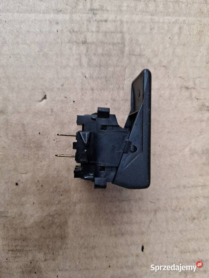 Przycisk włącznik dmuchawy nawiewu Fiat 126p osobowe Strzelce Opolskie