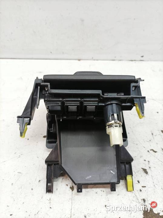 SCHOWEK POPIELNICZKA E16 E17 E18 Toyota Corolla