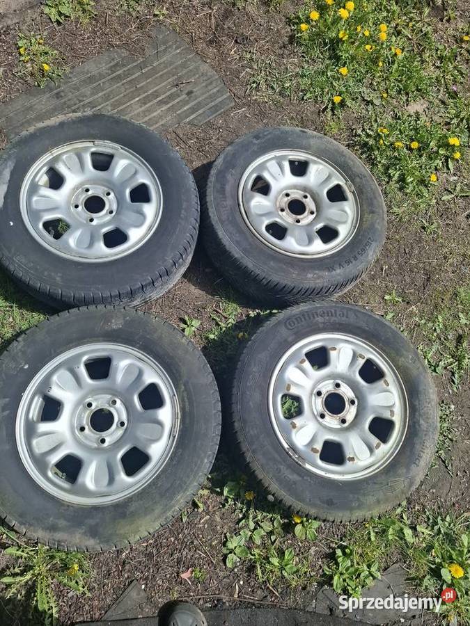 DACIA DUSTER I 4 kola 16 2 zimowe 2 letnie 21565 Kielce sprzedam