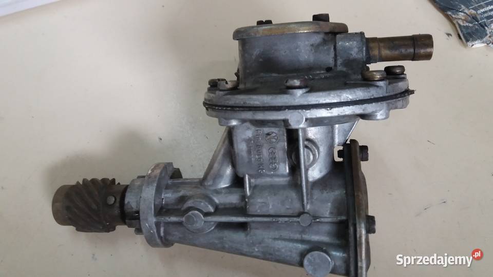 VW PASSAT B3 AUDI 80 16TD VACUM POMPA 068145101B