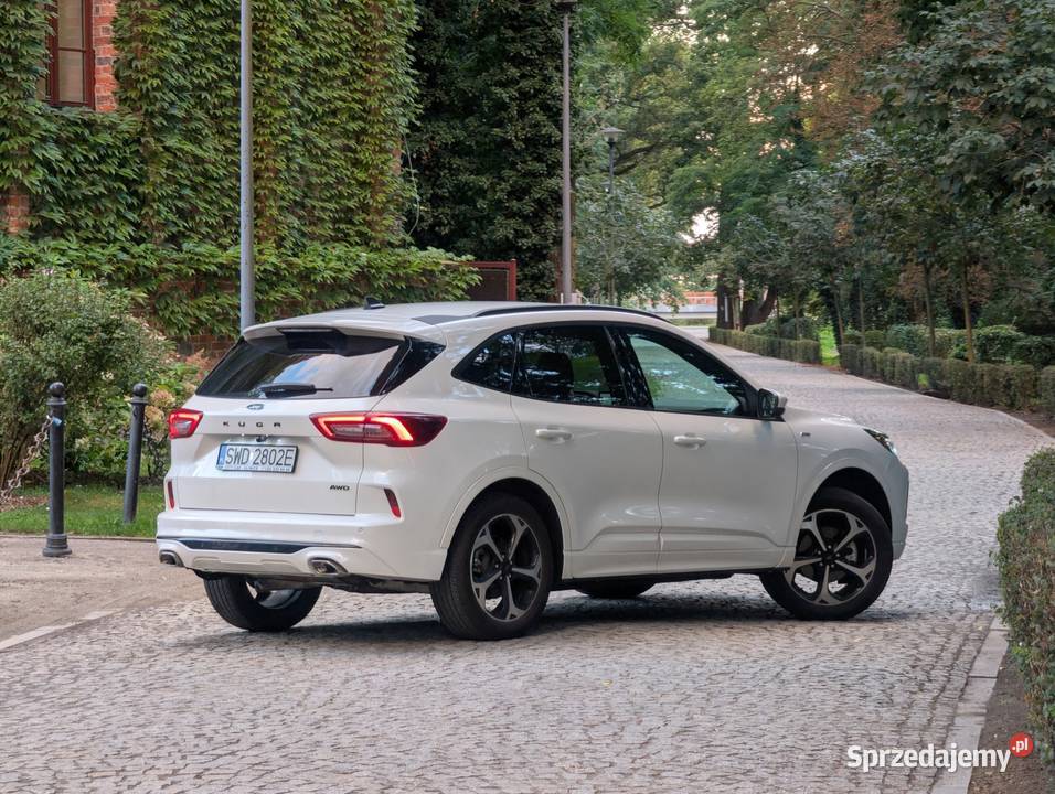 Ford Kuga Escape ST line 2025