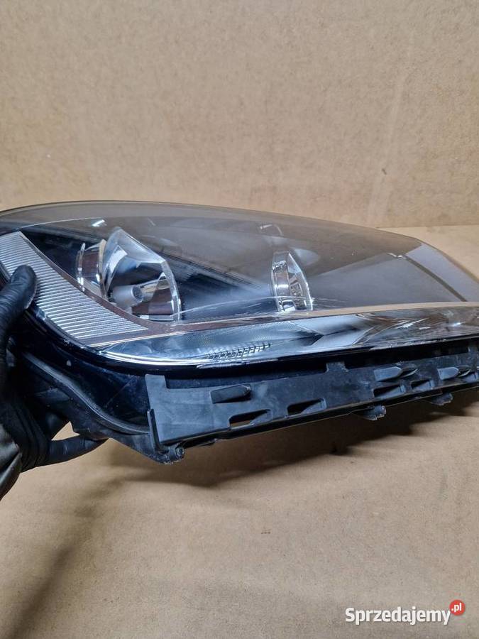 Vw sharan 7N lampa prawy przód 7n1941006C osobowe Złotoryja