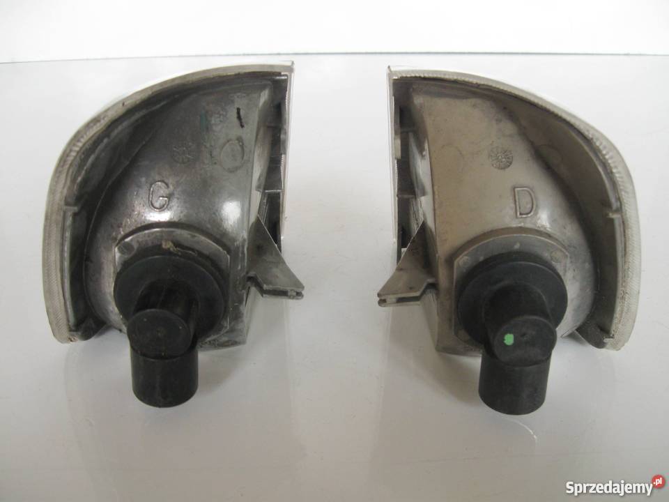 Kierunkowskaz lewy prawy peugeot 405 lampy przednie Szczecinek