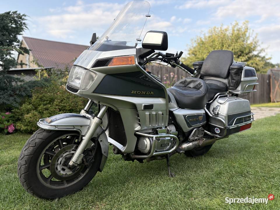 Honda Gold Wing 1200 dużo części Sławoborze