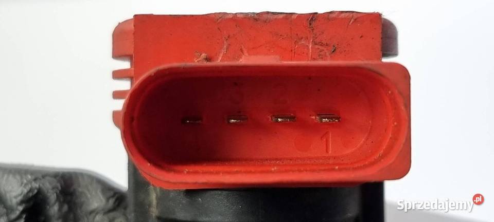 CEWKA ZAPŁONOWA AUDI S8 D3 06E905115D Lipno