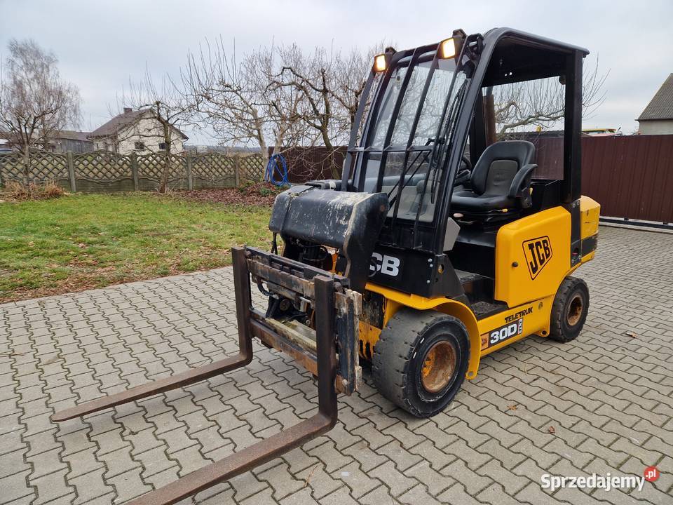 Wózek widłowy teleskopowy JCB TLT 30 D 3 tony Ryżki