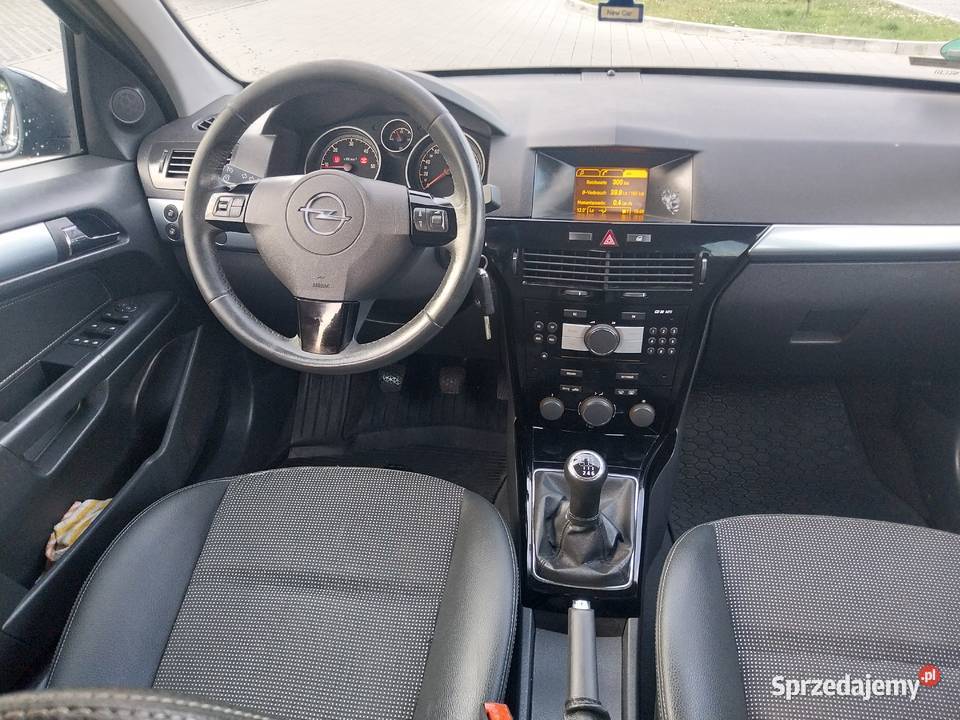 Opel Astra H 17 Kombi 2010r świętokrzyskie Starachowice