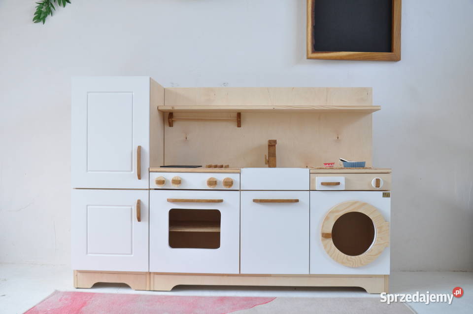 Drewniana kuchnia dzieci w oryginalnym stylu Brzuśnik