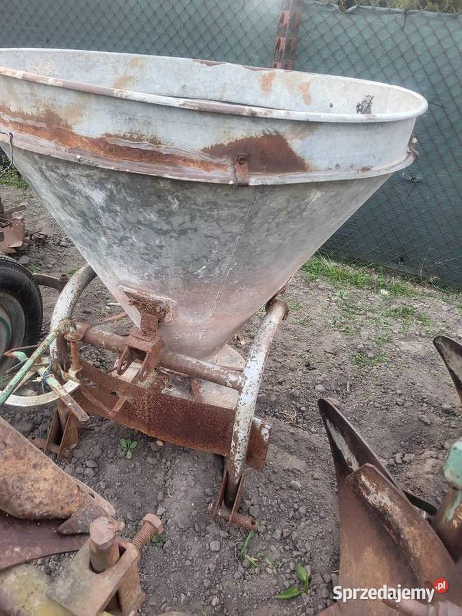 Rozsiewacz nawozu lej Miedniewice