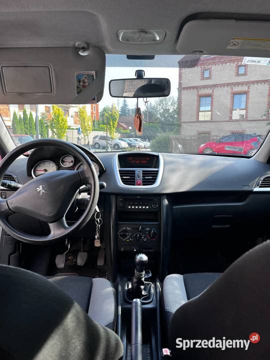 Peugeot 207 nieuszkodzony Wrocław