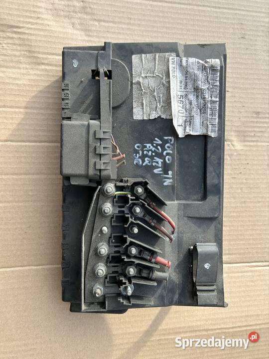 Obudowa akumulatora Polo 4 12 AZQ 6Q0937550F Pozostałe