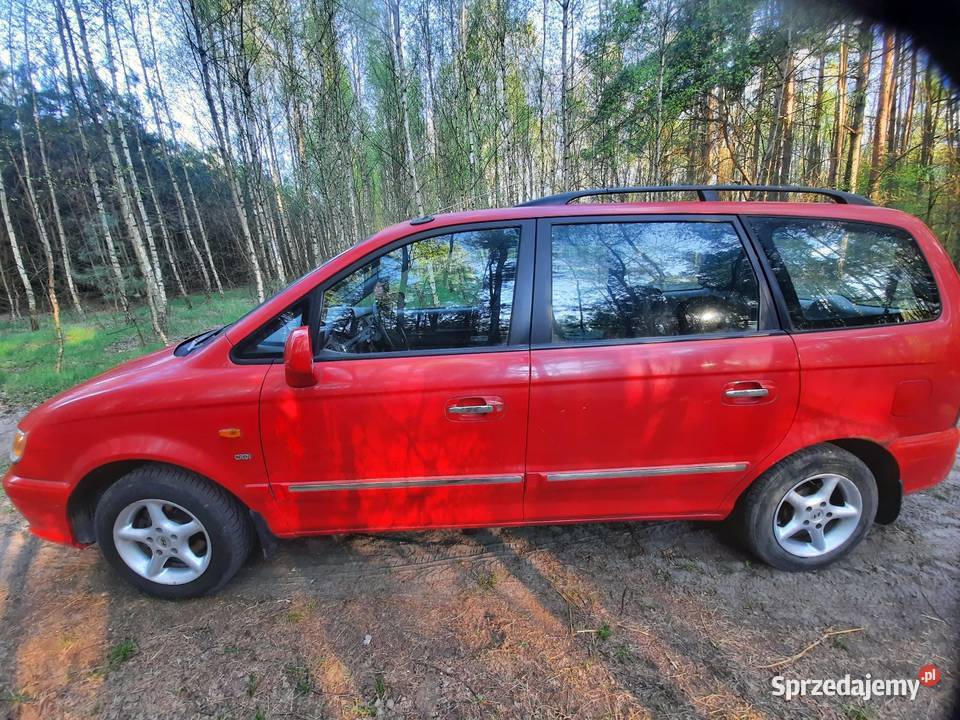 Hyundai Trajet Rok produkcji 2002