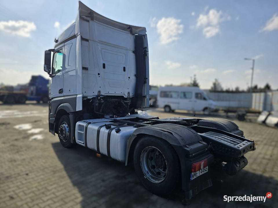 Ciągnik siodłowy MERCEDESBENZ ACTROS 1845 2016 Gralewo