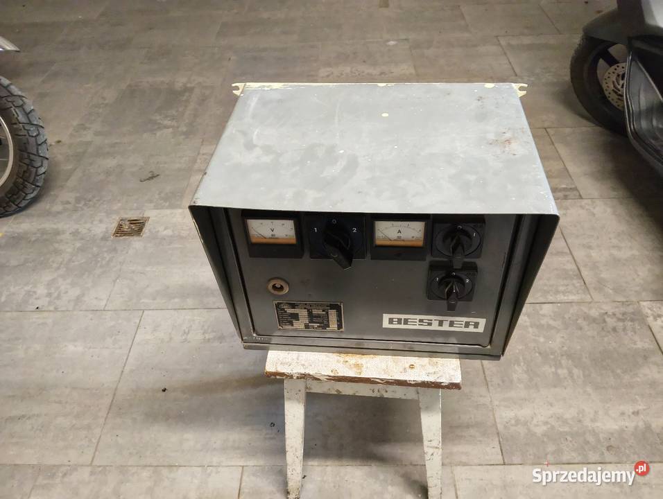 Prostownik BESTER 24 v Kępno