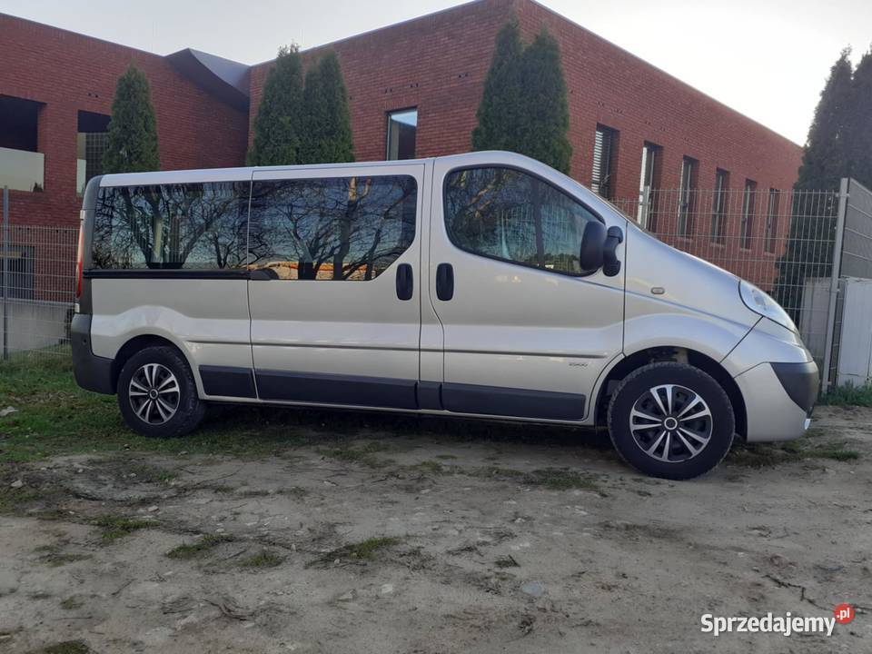 Opel Vivaro 20 Long 9 osobowe NAWIEWY NA KAŻDY Radomsko